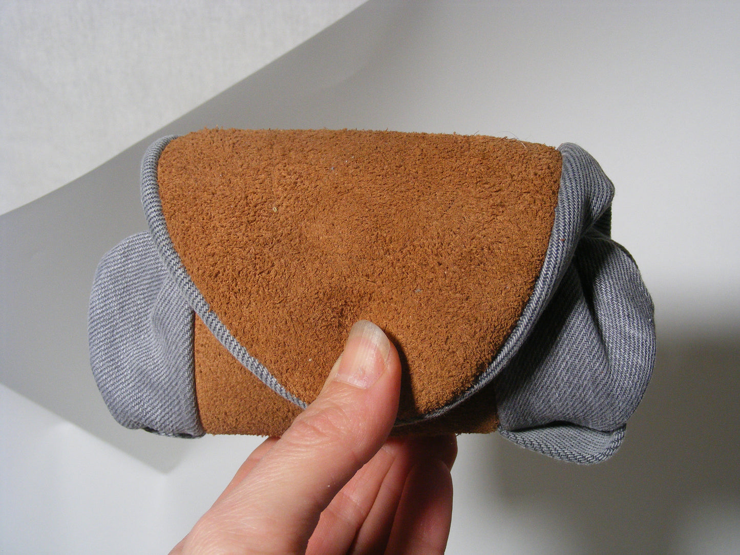 Chaussons upcyclés MOCCA LEO denim gris unisex