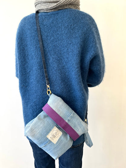 Minimal Crossbody Bag blue violet