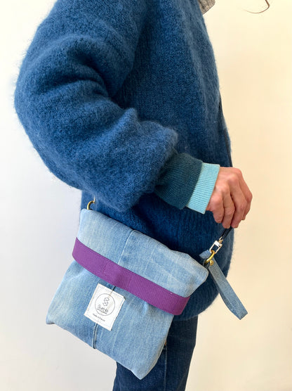 Minimal Crossbody Bag blue violet